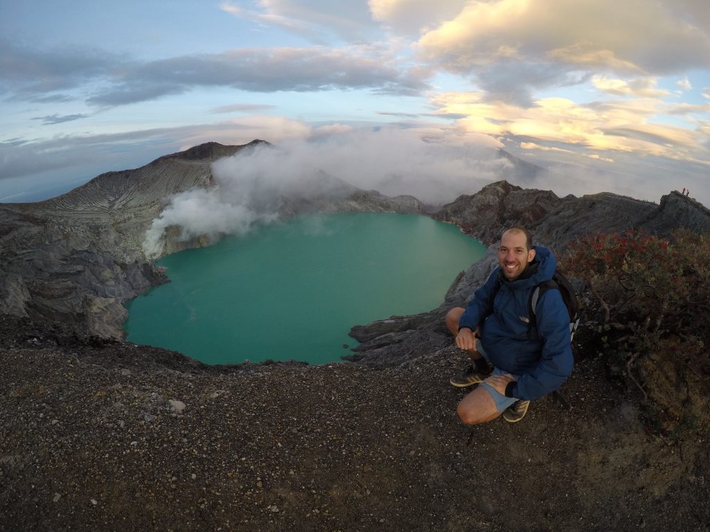 Ijen lake