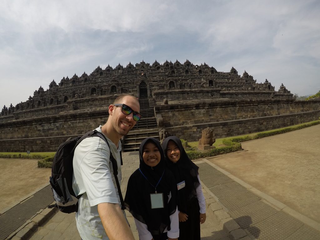 Borobodur school girls