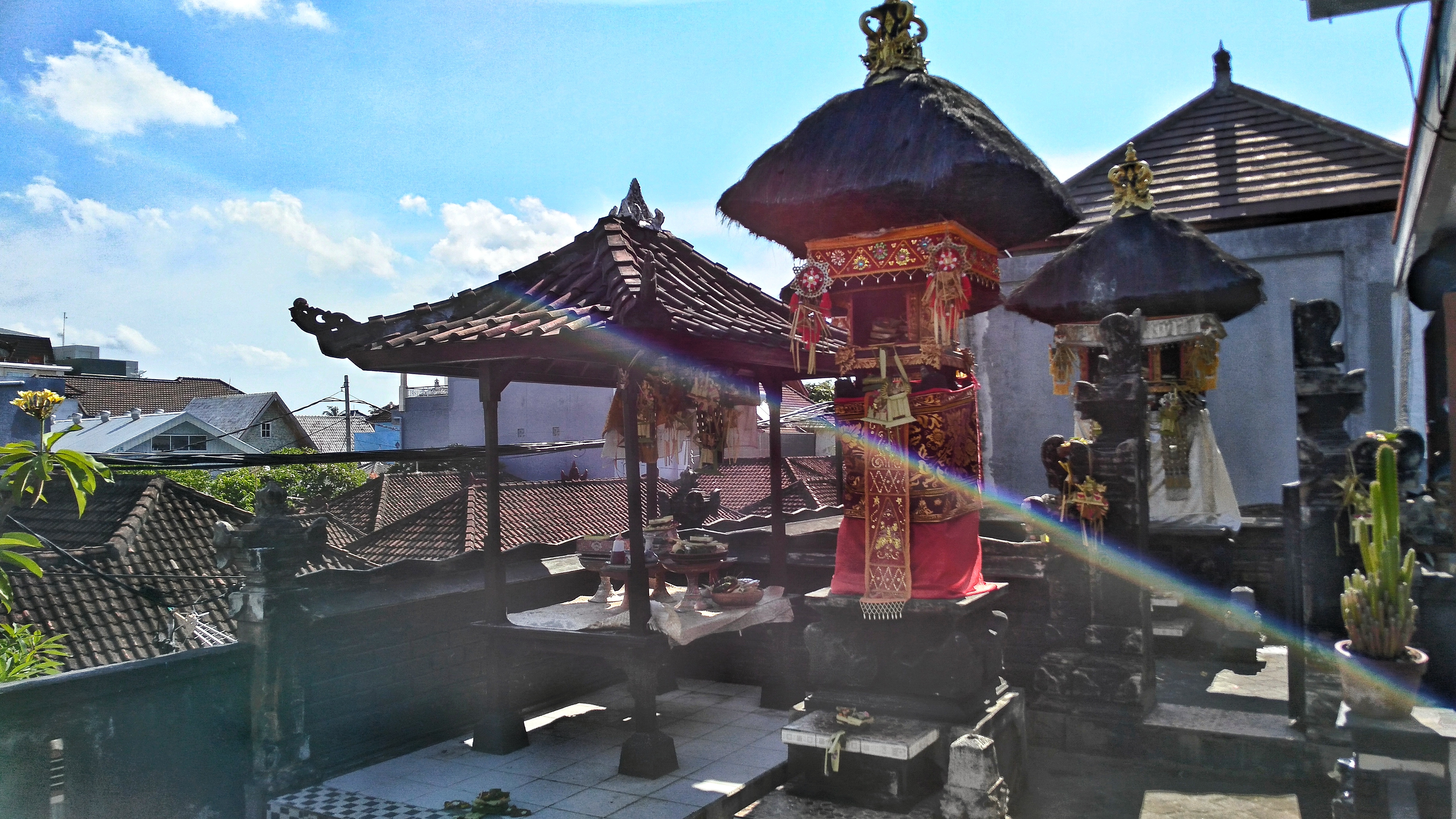 Bali Kira Guesthouse temple on the roof